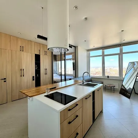 Arcadia Luxury אורחן *