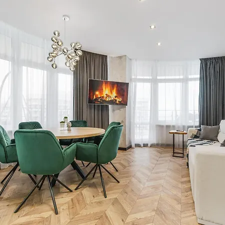 Arcadia Luxury Мініготель