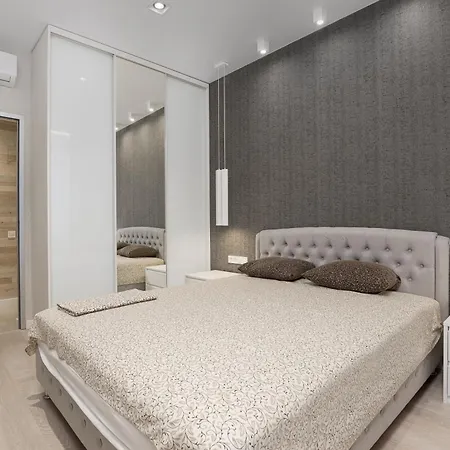 Arcadia Luxury Мініготель *