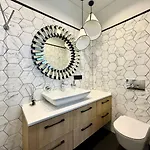 Arcadia Luxury Inn