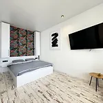 Arcadia Luxury Inn