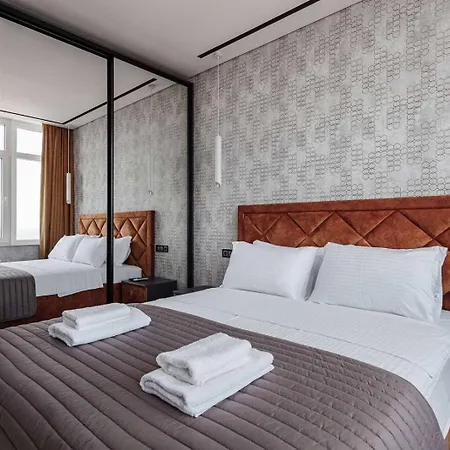 Arcadia Luxury Мініготель